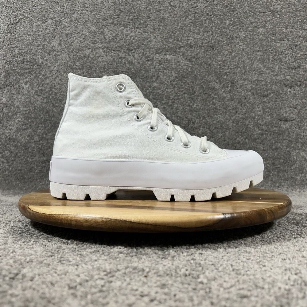 Converse Chuck Taylor All Star Lugged 565902C Women’s Size 7 White Shoes Used
